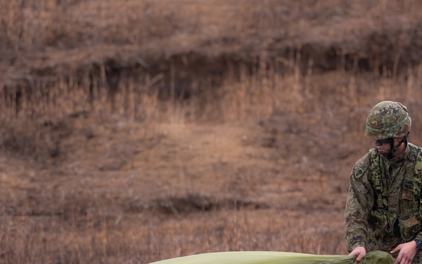 U.S., Japan strengthen joint airborne operations during Airborne 26