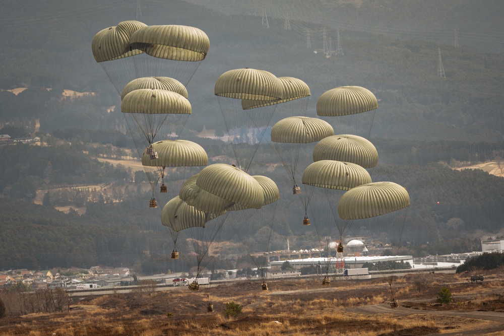U.S., Japan strengthen joint airborne operations during Airborne 26