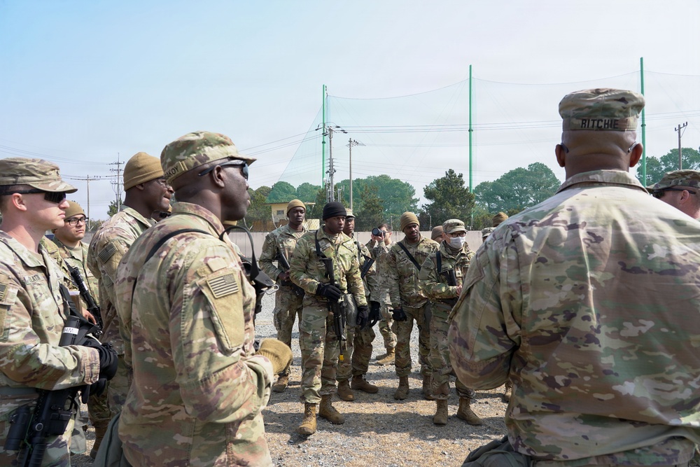 Soldiers receive mission brief during logistics support site training