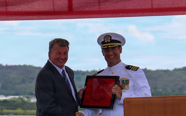 USS Jefferson City Holds Change of Command