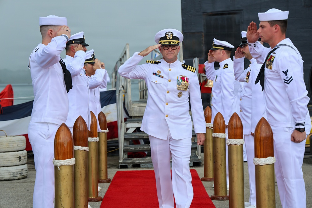 USS Jefferson City Holds Change of Command
