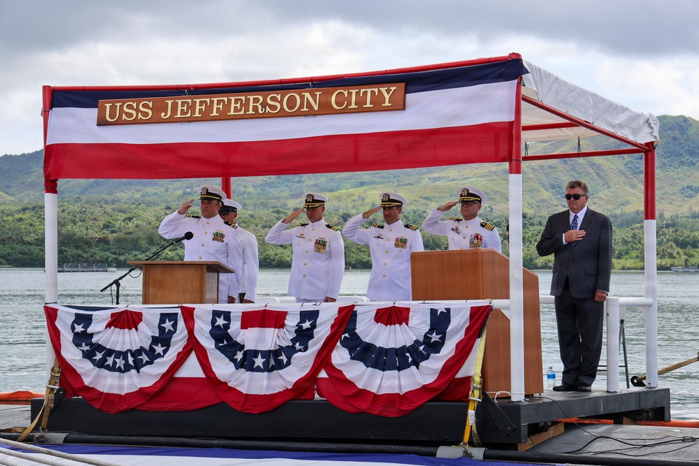 USS Jefferson City Holds Change of Command