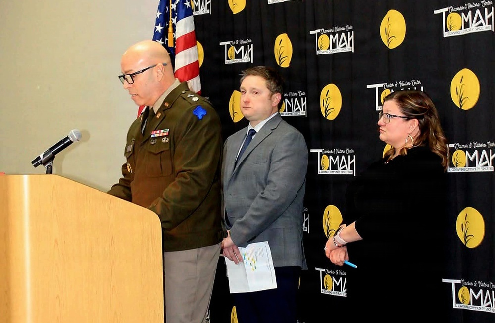 Fort McCoy Garrison leaders take part in 2026 banquet for Tomah Chamber of Commerce