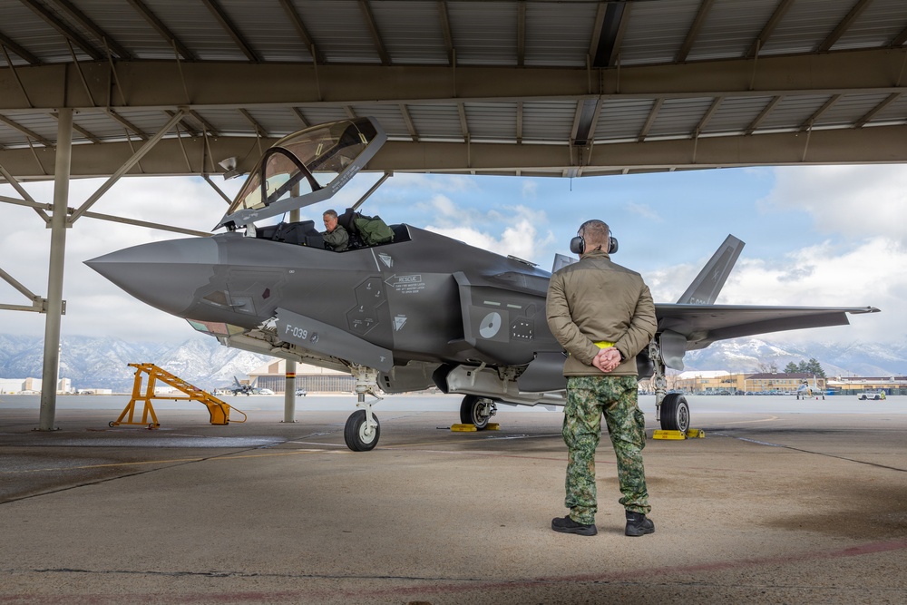 Exercise Lightning Forge