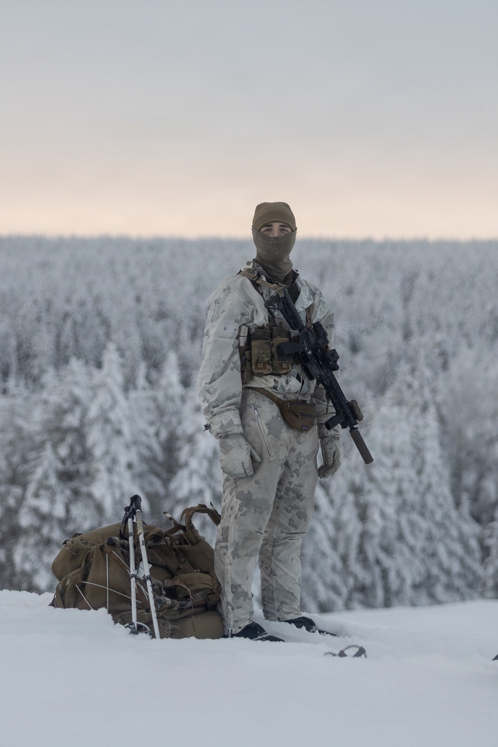 Recon Marines sharpen winter warfighting skills in Sweden