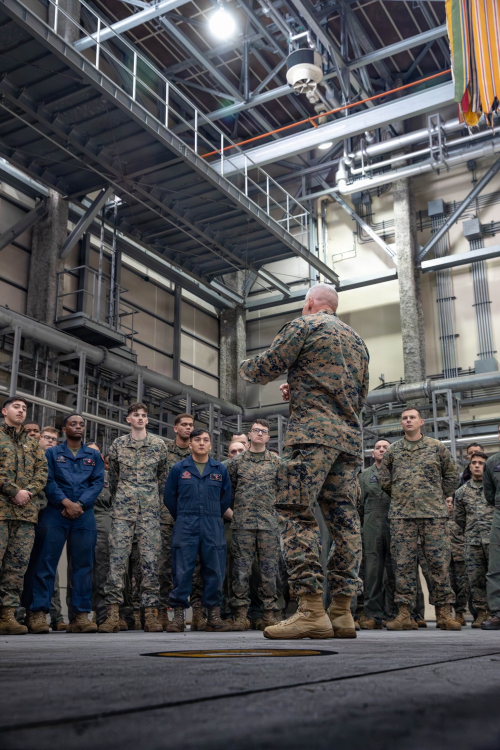 III MEF Commanding General visits MCAS Iwakuni