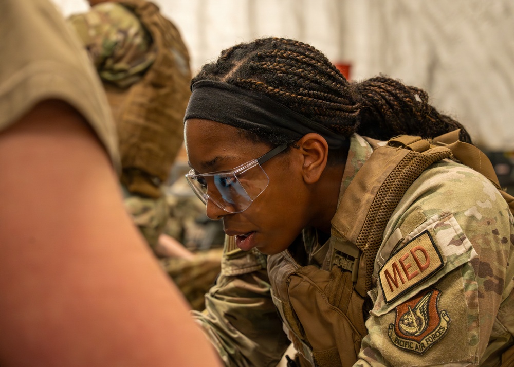 BM26: Airmen train to deliver lifesaving blood with Project Valkyrie