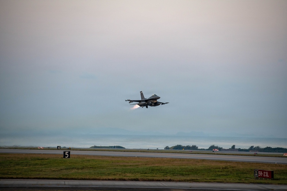 BM26: F-16C Fighting Falcons take off to Futenma for training