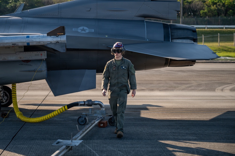 BM26: Joint hot pit refueling strengthens rapid airpower generation