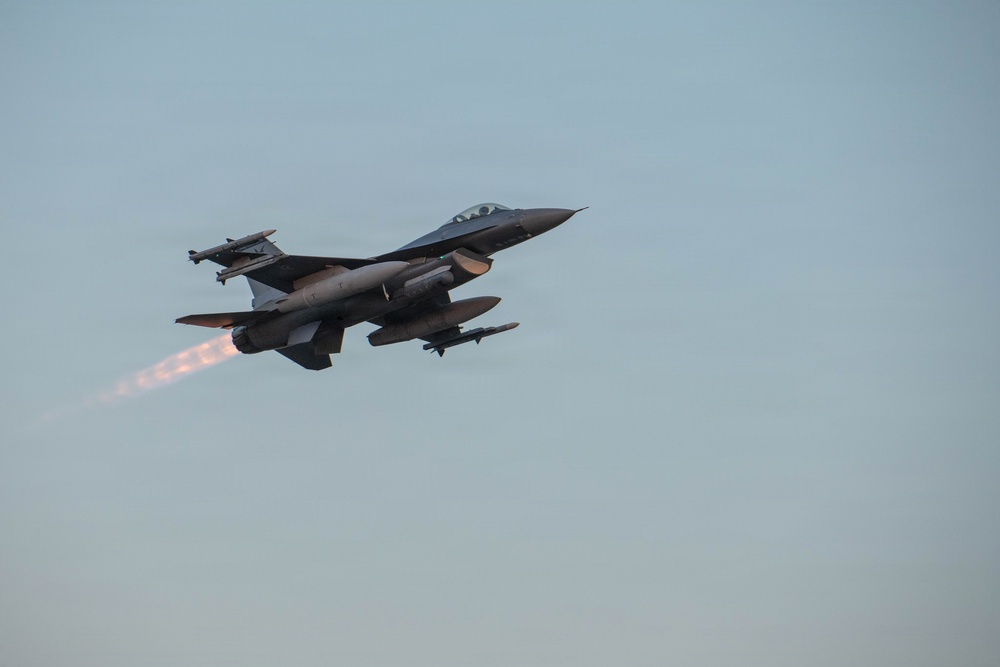 BM26: F-16C Fighting Falcons take off to Futenma for training