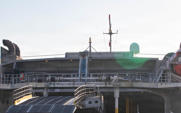 III MEF Load Equipment onto USNS Guam at MCAS Iwakuni
