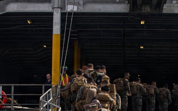 III MEF Load Equipment onto USNS Guam at MCAS Iwakuni