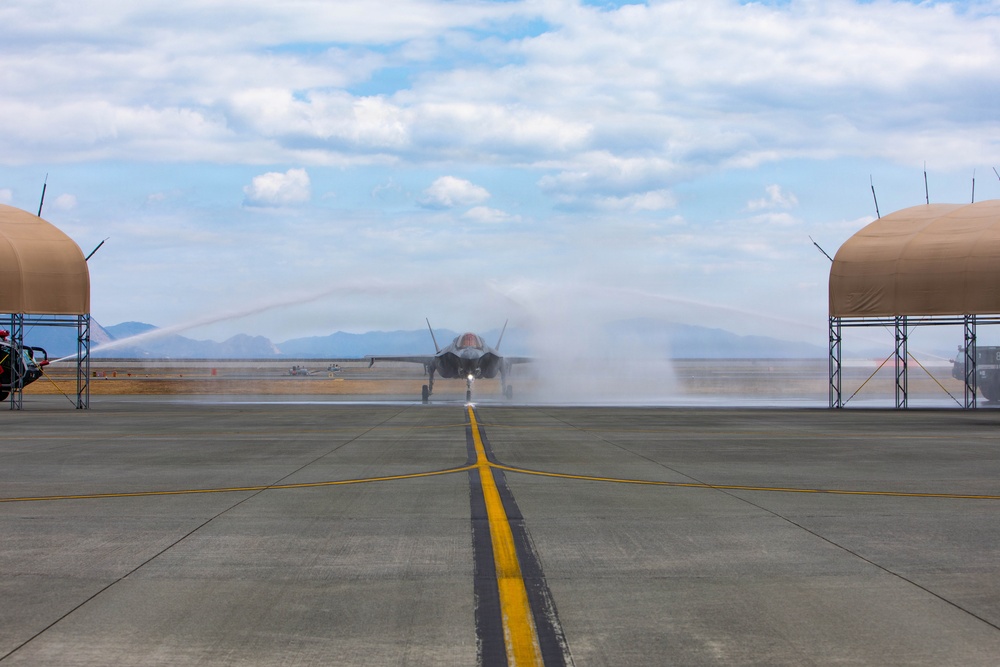 Maj Gen Annibale’s Final Flight at MCAS Iwakuni