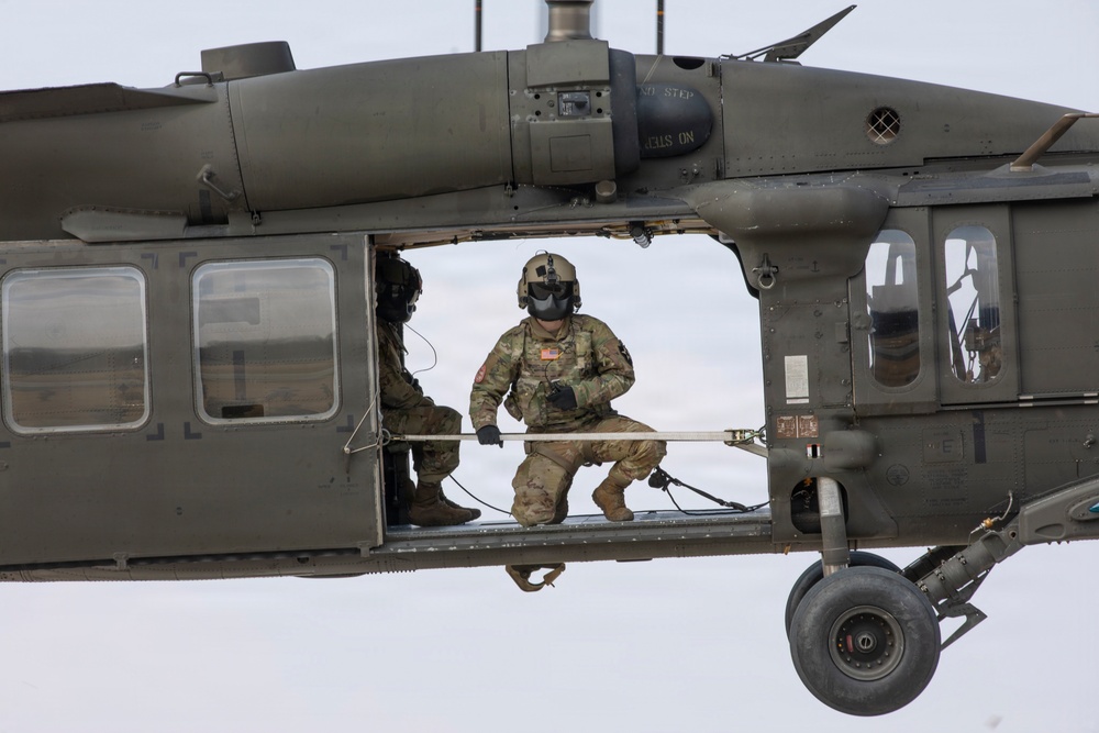 USAMMC-K conducts sling load exercise