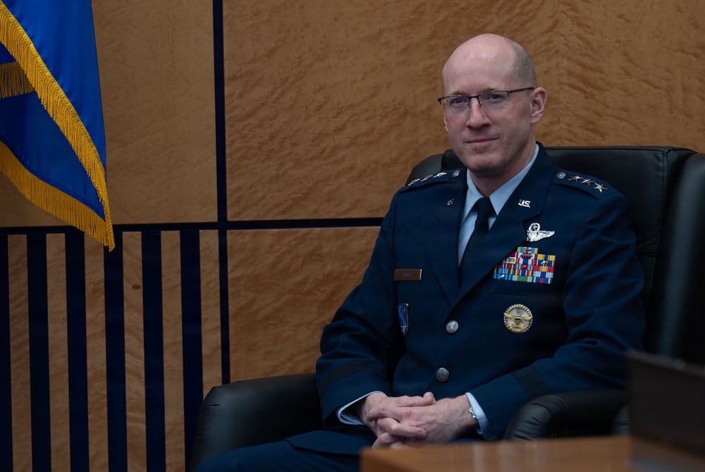 USAFE-AFAFRICA commander presides over Silver Star ceremony