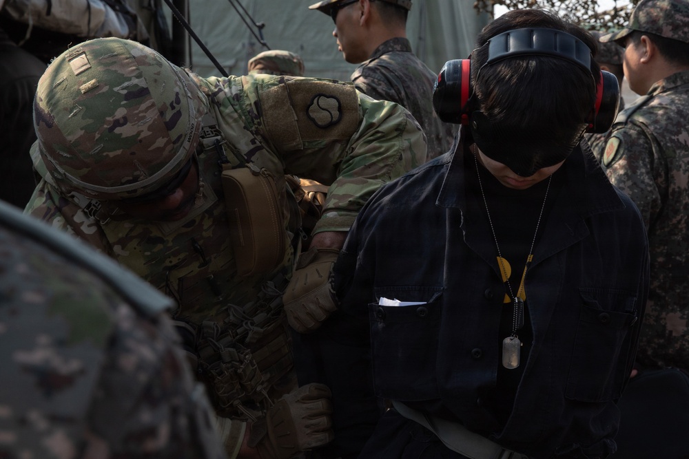 Combined ROK-U.S. Military Police Detention Operation Enhances Readiness