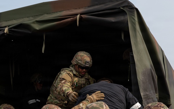 Combined ROK-U.S. Military Police Detention Operation Enhances Readiness