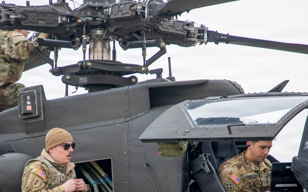 2CAB Soldiers Conducts FARP Operations During Talon Reach