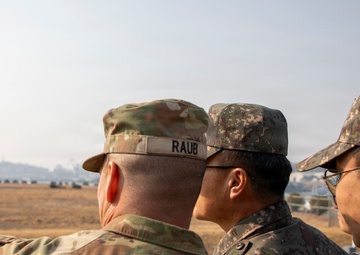 2CAB Commander briefs ROK 2nd Fleet Commanders on Talon Reach