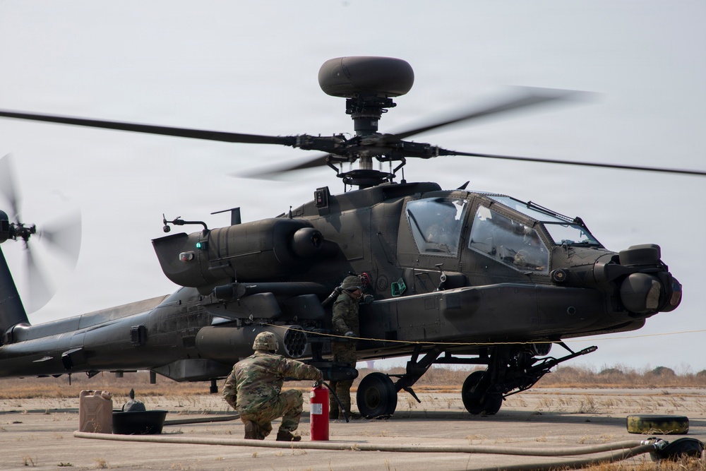 2CAB Soldiers Conducts FARP Operations During Talon Reach