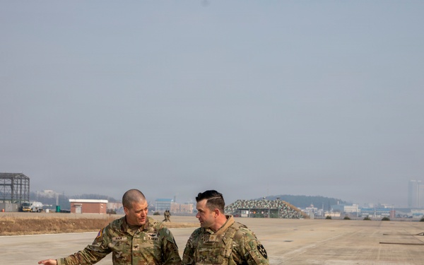 2CAB Commander briefs ROK 2nd Fleet Commanders on Talon Reach