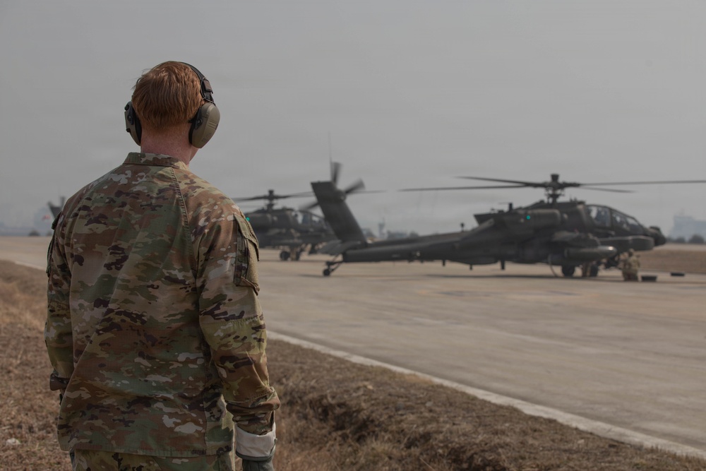 AH-64 Apache Helicopter FARP