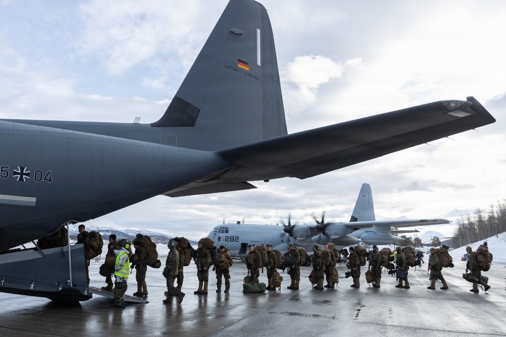 CORE26 | U.S. Marine Corps and German-French Binational Air Transport Squadron C-130 Aircraft Conduct a Combat Assault Transport During Arctic Exercise