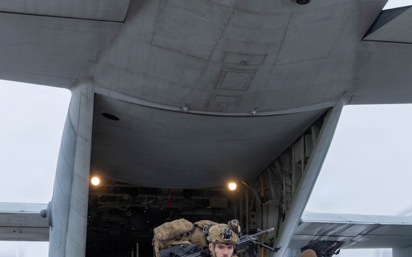 CORE26 | U.S. Marine Corps and German-French Binational Air Transport Squadron C-130 Aircraft Conduct a Combat Assault Transport During Arctic Exercise