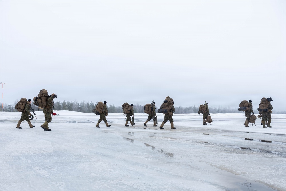 CORE26 | U.S. Marine Corps and German-French Binational Air Transport Squadron C-130 Aircraft Conduct a Combat Assault Transport During Arctic Exercise