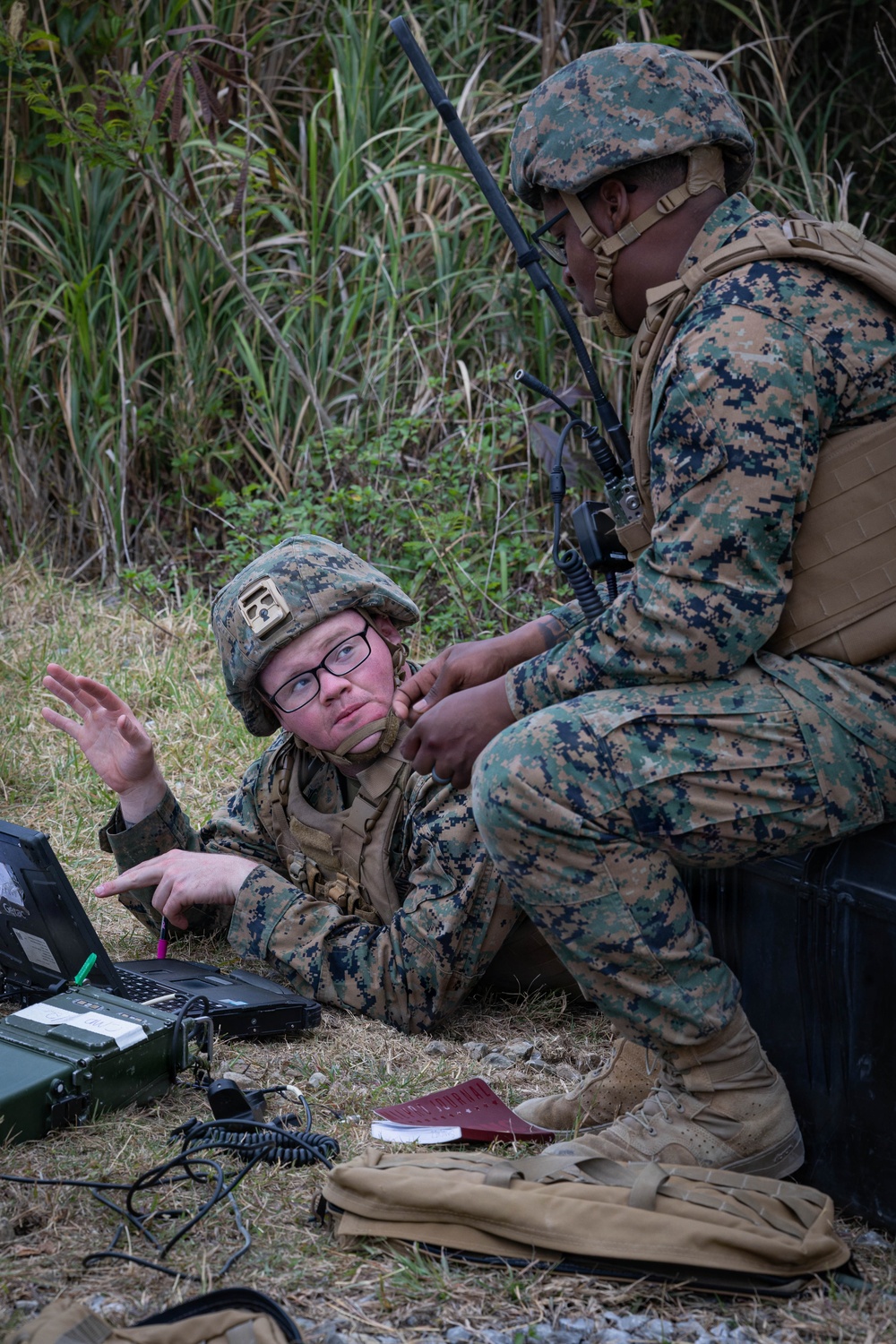 7th Communication Battalion Marines set up during Stormbreaker 26.2
