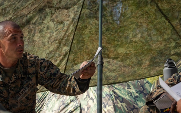 7th Communication Battalion Marines establish field communications capabilities during Stormbreaker 26.2