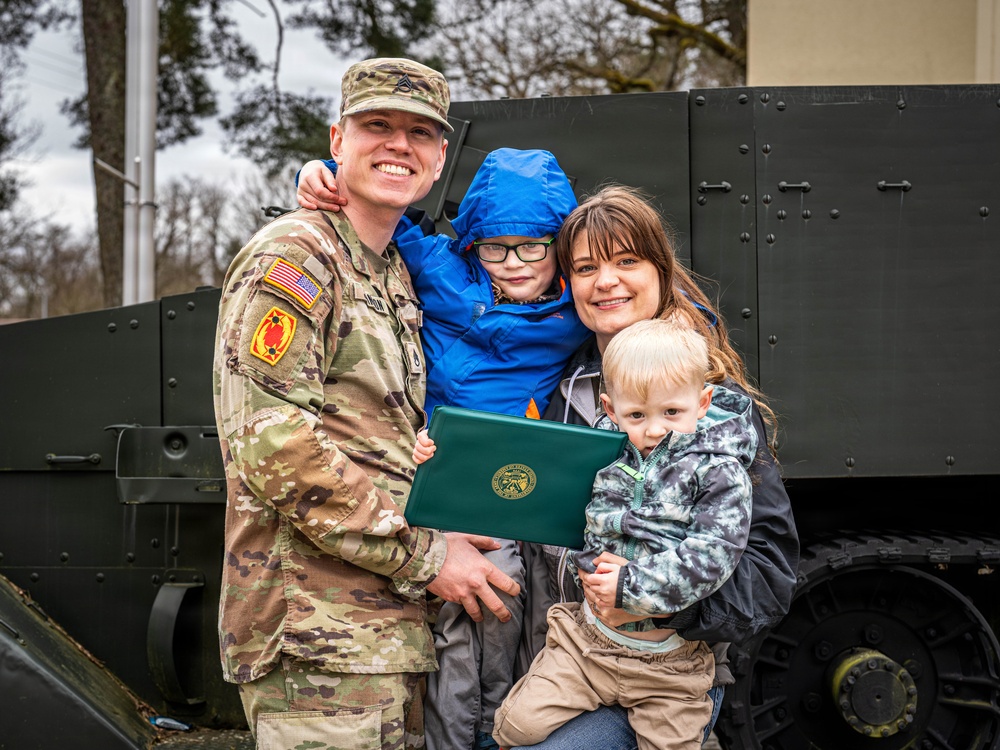 SSG Johnson Re-enlists with 10th AAMDC