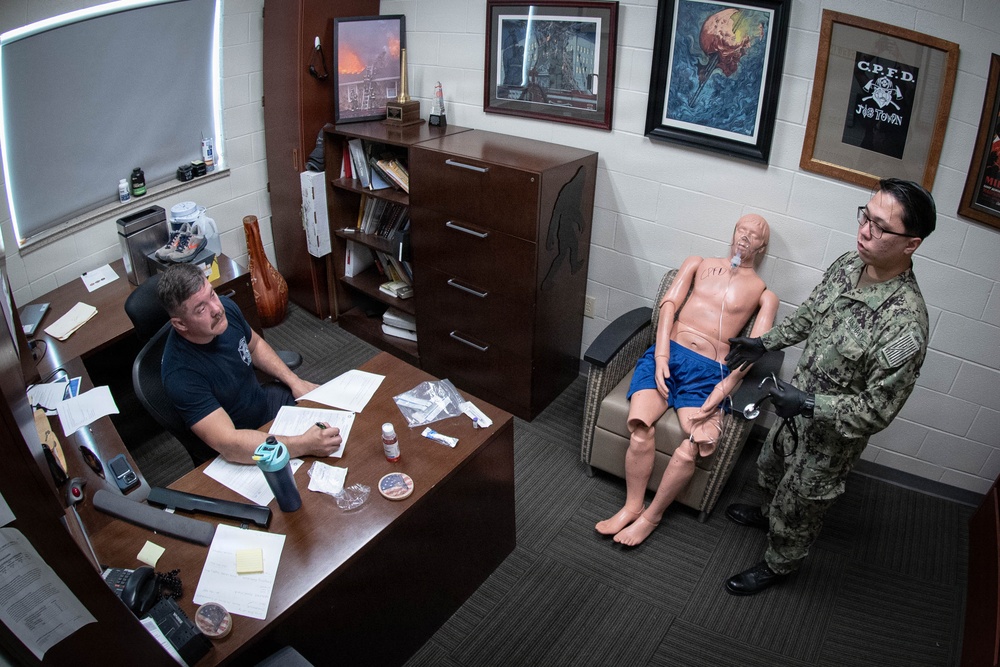 Training to Keep the Warfighter in the Fight: NMRTC Cherry Point Corpsmen Conduct EMT-Basic Course