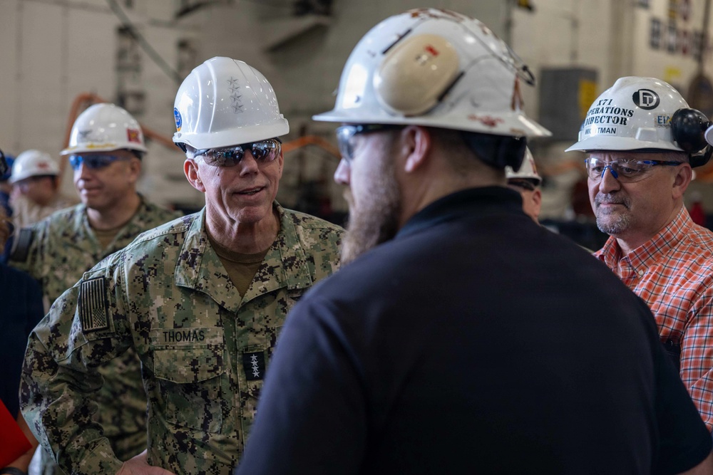 Fleet Forces Visits the Truman