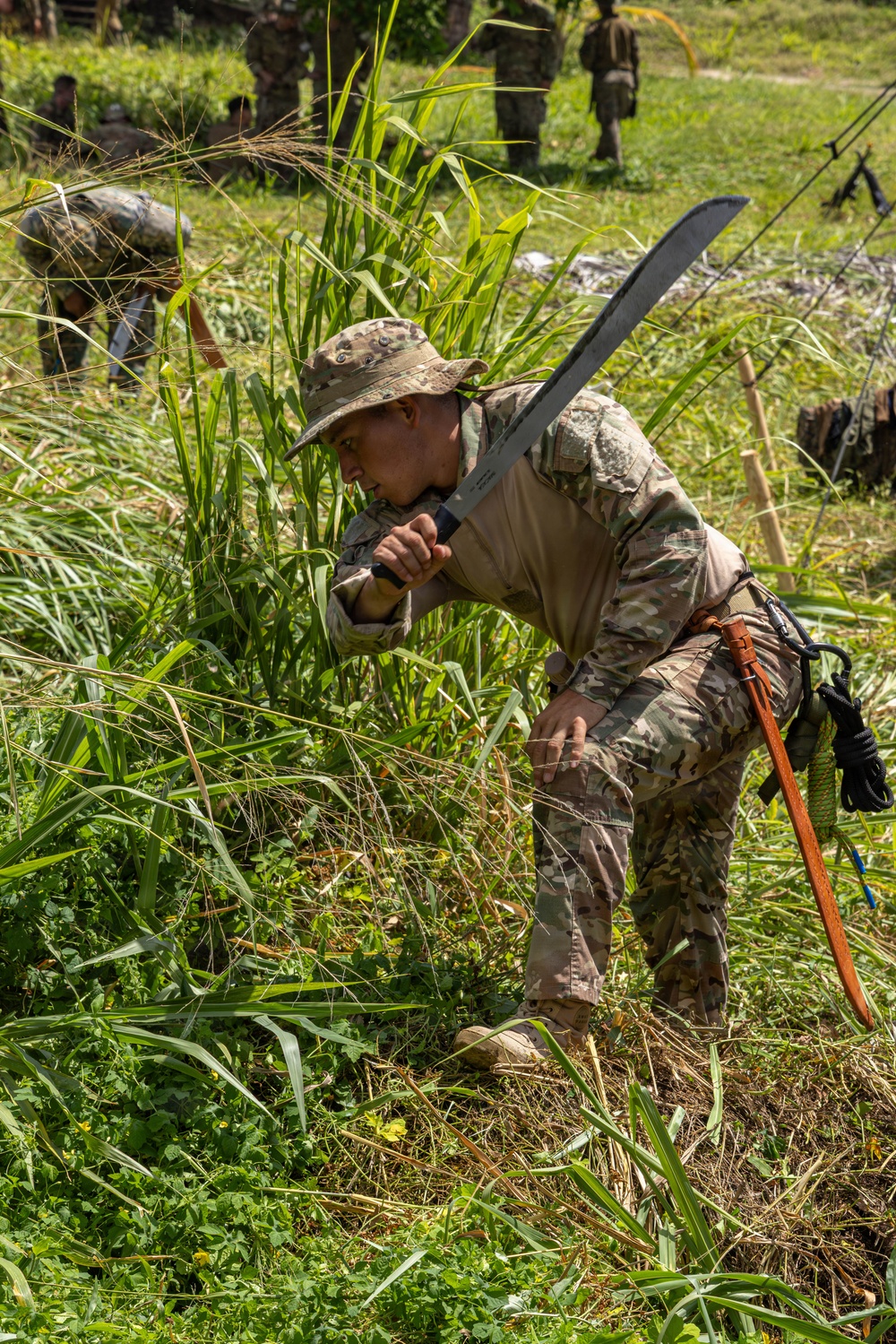 Jungle Operations Training Course - Panama: Machete techniques
