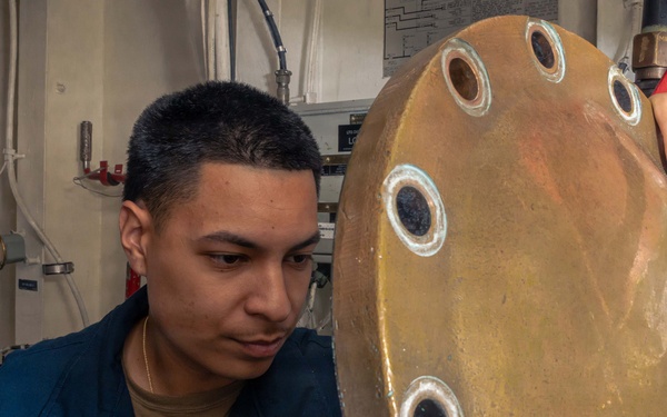 USS Milius (DDG 69) supports Operation Epic Fury