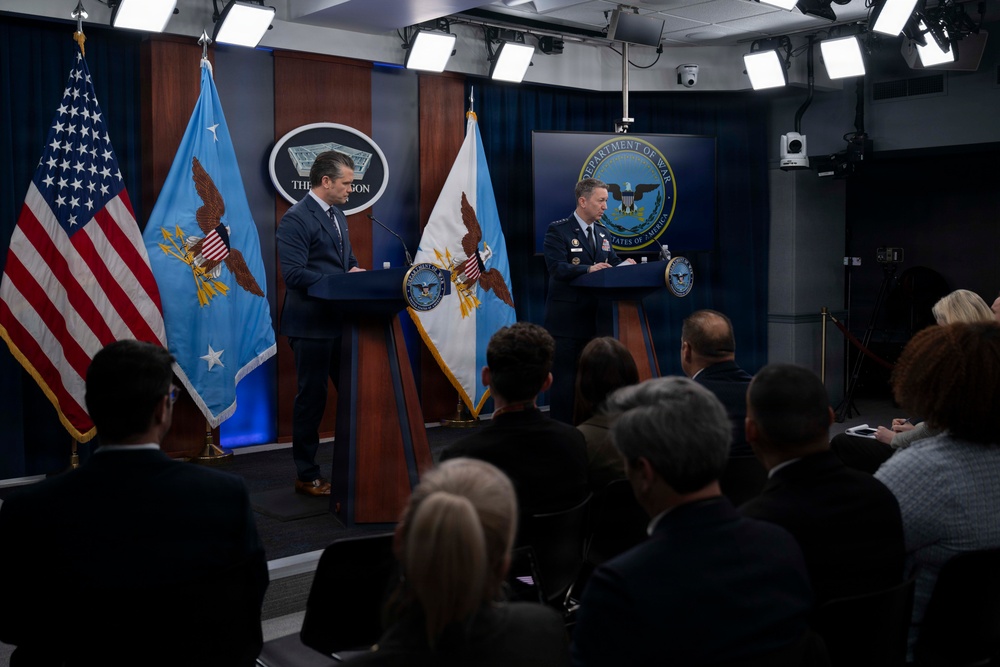 SW, CJCS Conduct Pentagon Press Briefing
