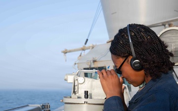 USS Pinckney (DDG 91) supports Operation Epic Fury