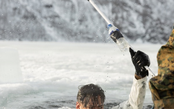 CORE26 | U.S. Marines, Sailors Execute Cold Plunge for Arctic Exercise