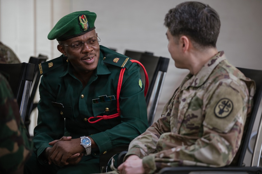 US medical professionals receive an orientation of Lugalo Military Hospital during Justified Accord 2026