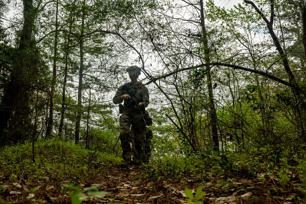Airmen conduct expeditionary communication training during Scorpion Lens 2026