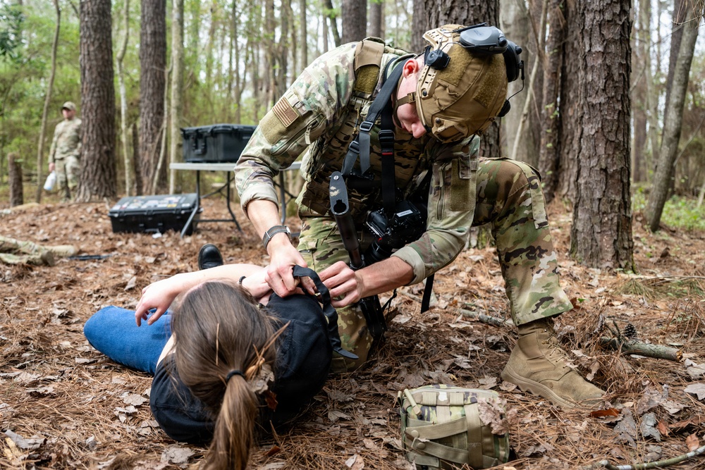 Airmen conduct expeditionary communication training during Scorpion Lens 2026