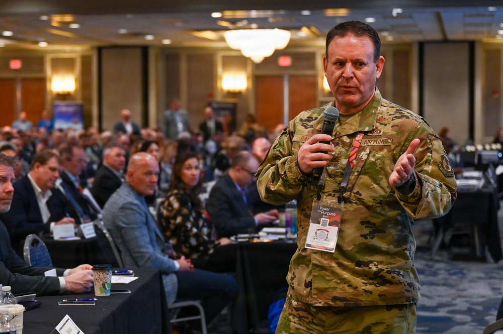 New Horizons connects government, industry leaders