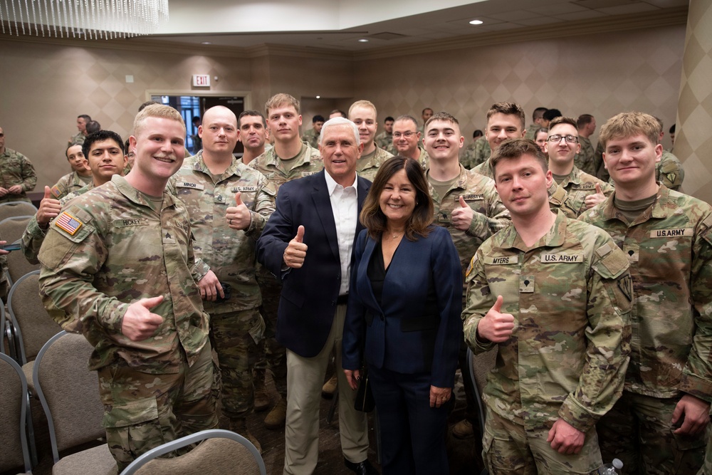 Former vice president Mike Pence visits JTF-DC Soldiers