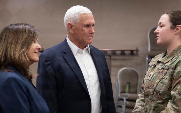 Former vice president Mike Pence visits JTF-DC Soldiers