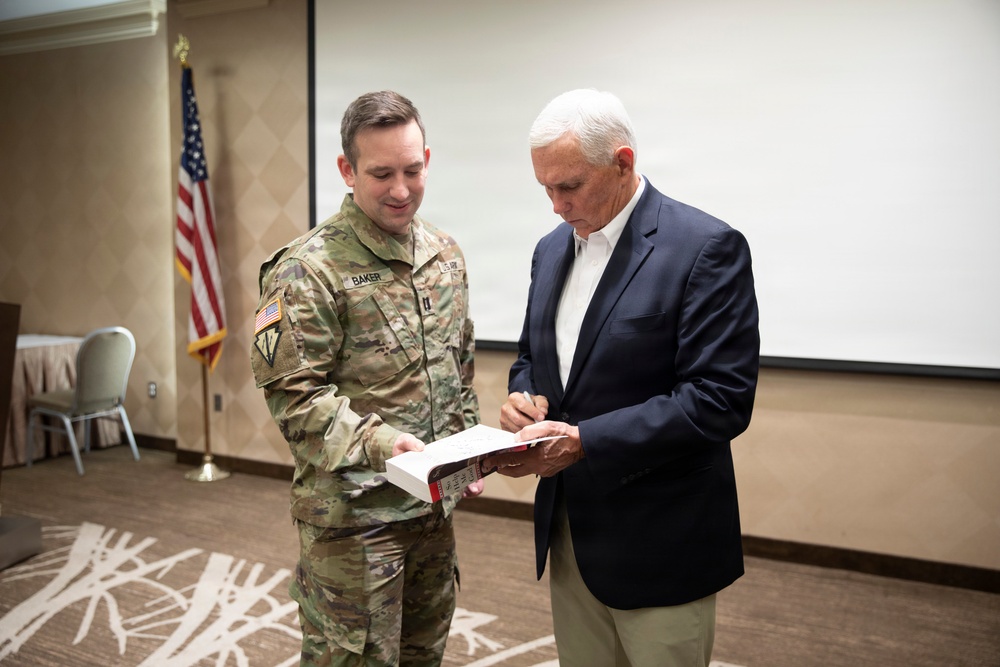 Former vice president Mike Pence visits JTF-DC Soldiers