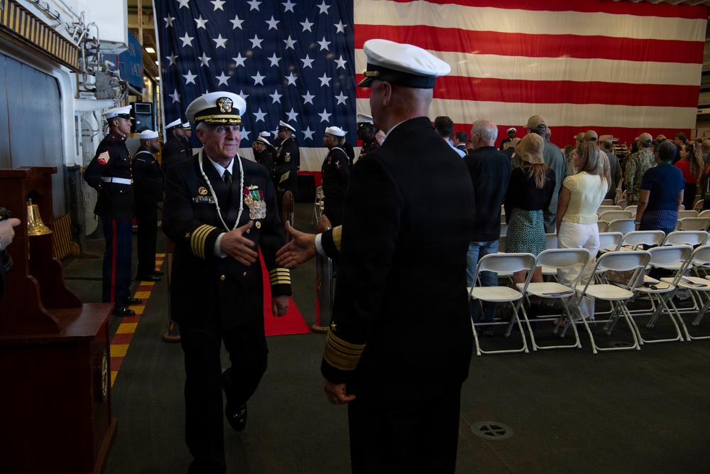 USS Boxer (LHD 4) Changes Command