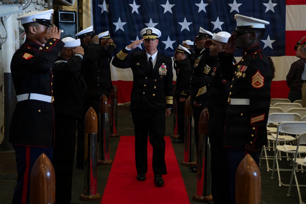 USS Boxer (LHD 4) Changes Command