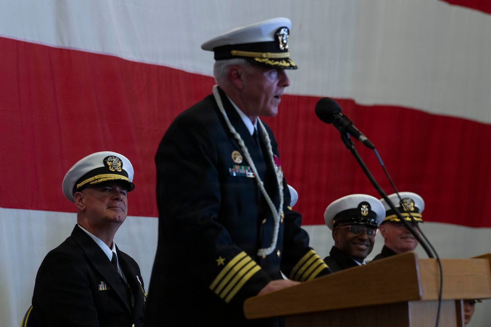 USS Boxer (LHD 4) Changes Command