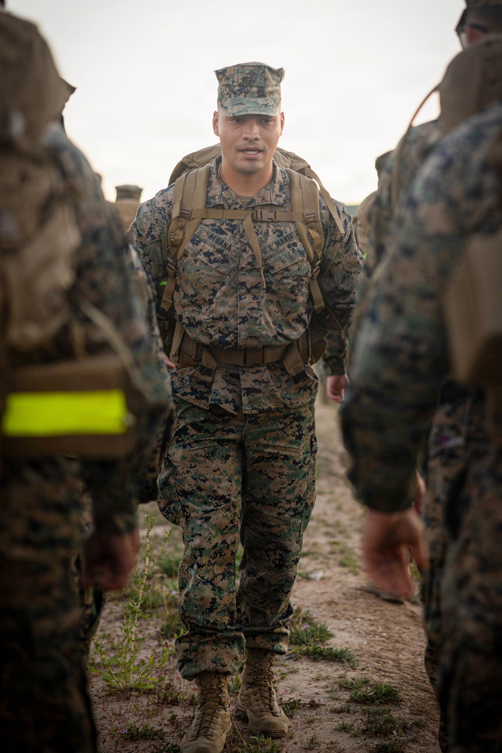 9th Comm Bn Marines conduct conditioning hike